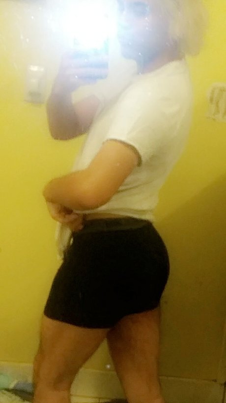 Nahá fotka uniklých OnlyFans od Mace Xo