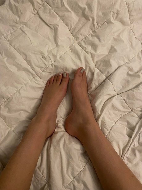 Обнаженная фотография утечки OnlyFans от Feet Pictures