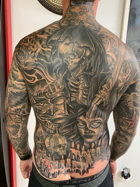 Naken lekkede OnlyFans-bilde av Evil Ink