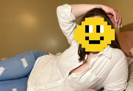 Naken lekkede OnlyFans-bilde av Ally Dream