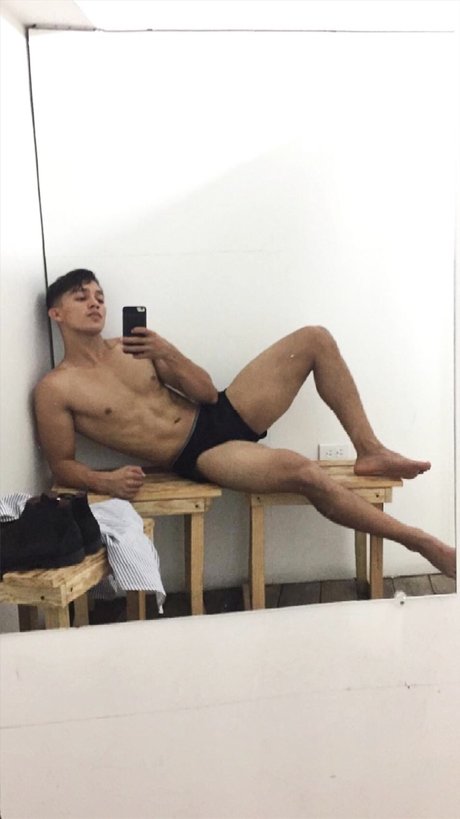 Naken lekkede OnlyFans-bilde av Fioc 