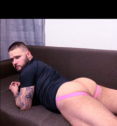 Naken lekkede OnlyFans-bilde av Imaginesailor