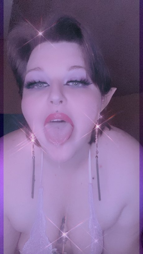 Naken lekkede OnlyFans-bilde av Vixen Viv Free