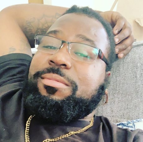 Naken lekkede OnlyFans-bilde av Slutdawg Millionaire