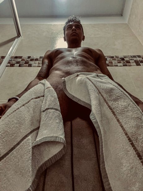 Mauricio Grueso  nude leaked OnlyFans photo
