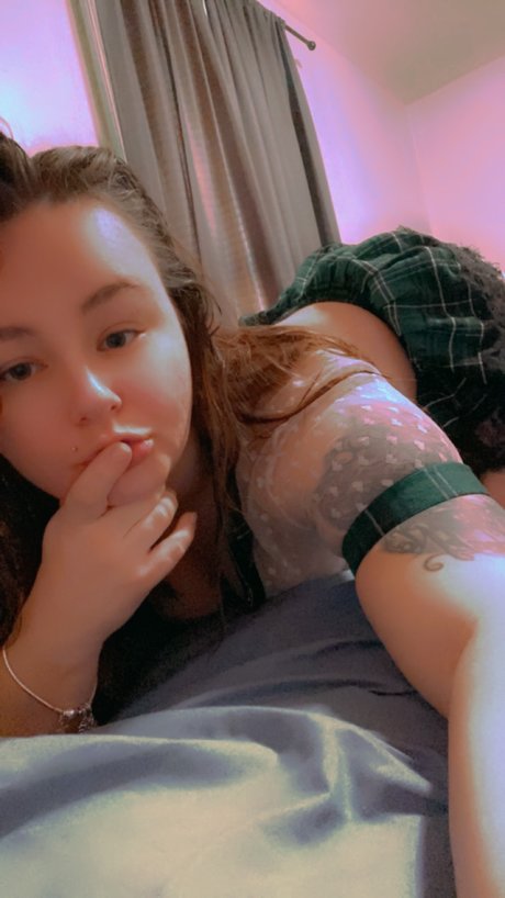 Naken läckt OnlyFans-bild av Eye Candy