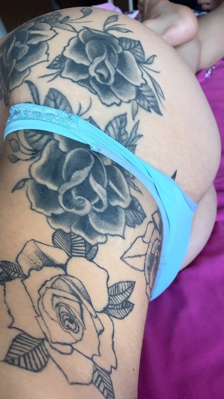 Naken lekkede OnlyFans-bilde av Isa