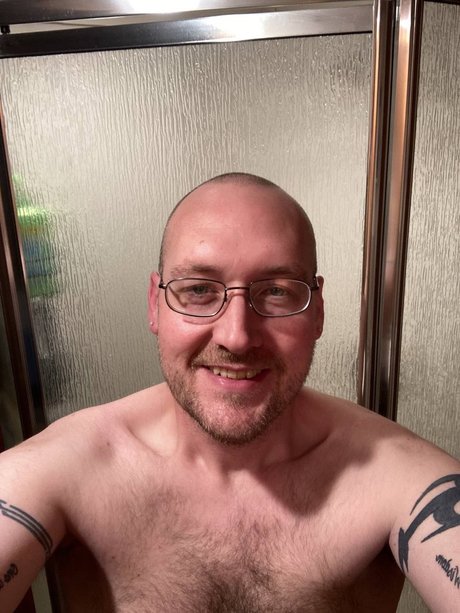 Nagie wyciekłe zdjęcie OnlyFans od Lee