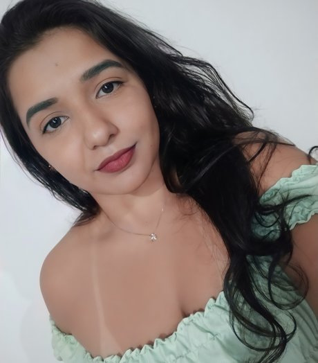 Naken läckt OnlyFans-bild av Janni Bento