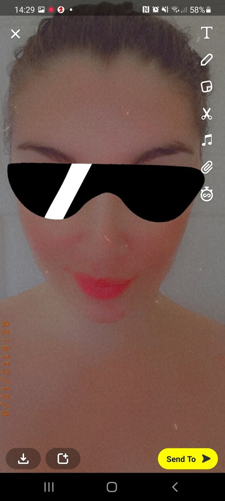 Naken lekkede OnlyFans-bilde av Masked Mistress 21