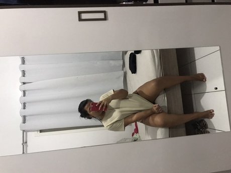 Naken lekkede OnlyFans-bilde av Japa