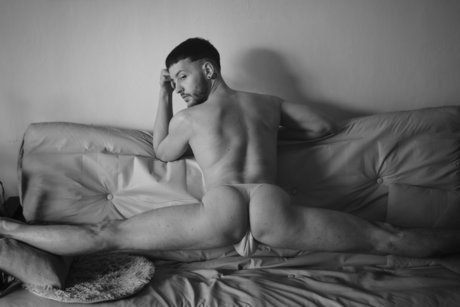 Naken lekkede OnlyFans-bilde av Faberok