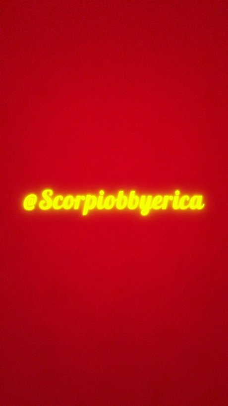 Naken lekkede OnlyFans-bilde av Scorpiobbyerica