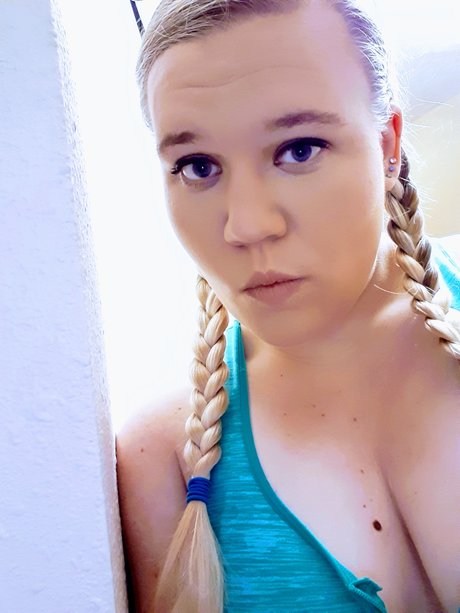 Naken lekkede OnlyFans-bilde av Kay