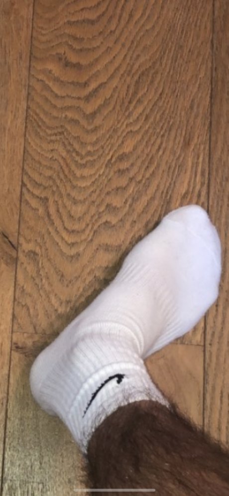 Naken lekkede OnlyFans-bilde av Kikfeetxx