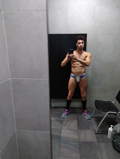 Foto nua vazada do OnlyFans de Dustin Overstreet