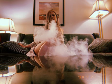 Naken lekkede OnlyFans-bilde av Frankie Greene
