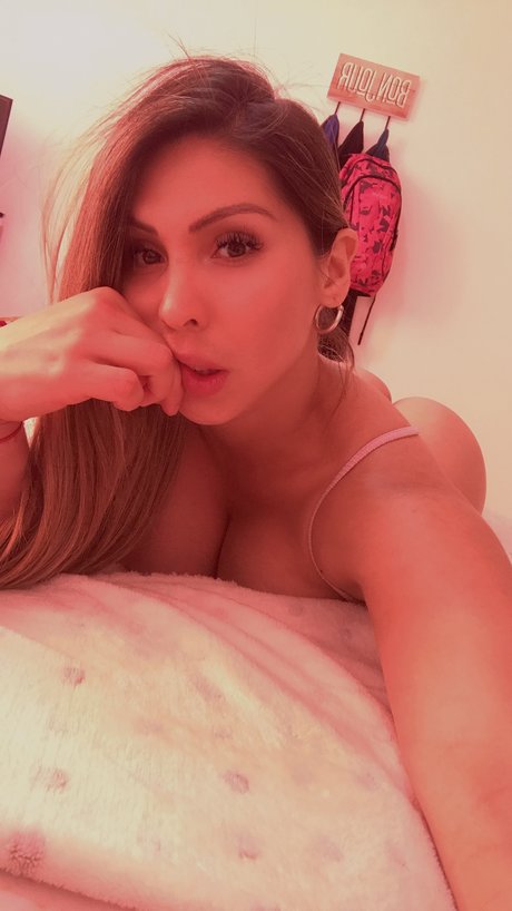 Naken läckt OnlyFans-bild av Dana 