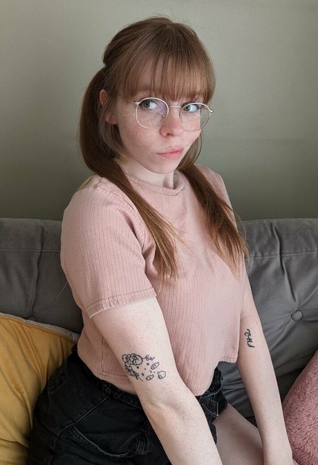 Nahá fotka uniklých OnlyFans od Bat Maisie