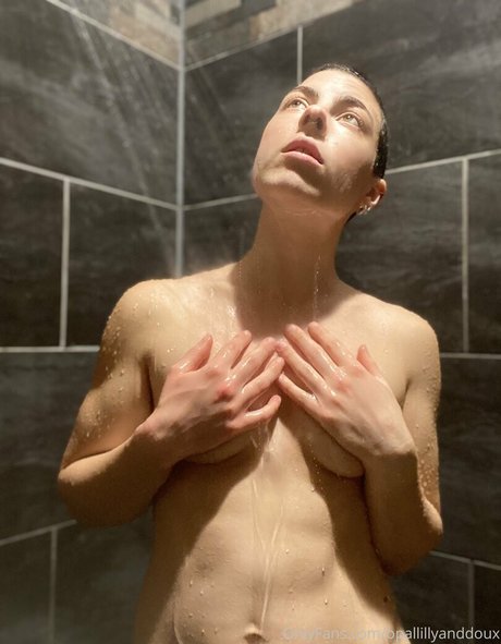 Nahá fotka uniklých OnlyFans od Opallillyonyx