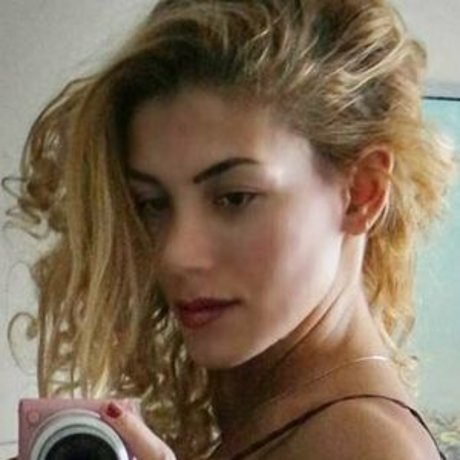 Naken lekkede OnlyFans-bilde av Femme Felis