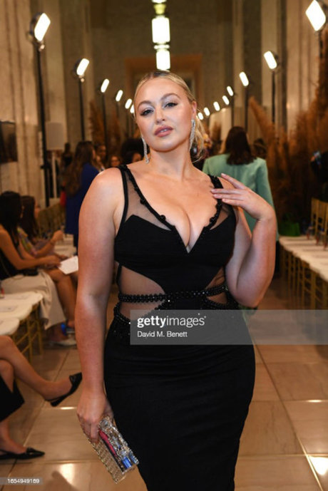 Iskra Lawrence