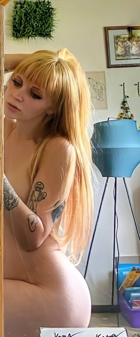 Foto desnuda filtrada de OnlyFans de Gaywithurdad