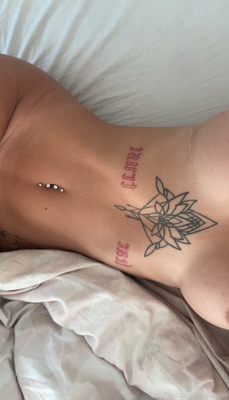 Alaston vuotanut OnlyFans-kuva Majabebe