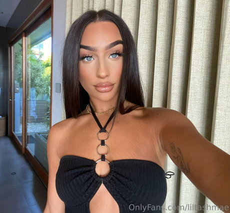 Nahá fotka uniklých OnlyFans od Liltashmae