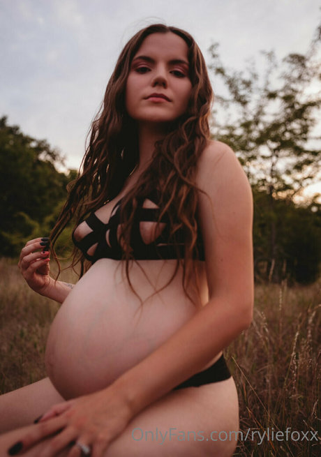 Ryliefoxx