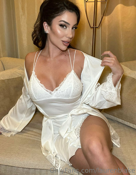 Обнаженная фотография утечки OnlyFans от Laurenblake