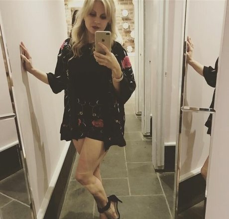 Naken läckt OnlyFans-bild av Tina Obrien
