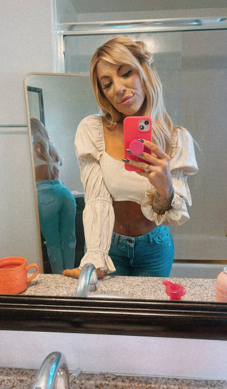 Nøgent lækket OnlyFans-billede af Theblondeslife