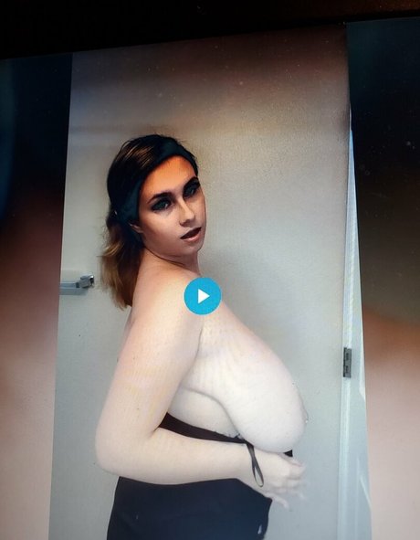 Foto nua vazada do OnlyFans de Sharleyxoxo