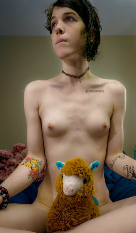 Naken lekkede OnlyFans-bilde av Awwtumdabottom