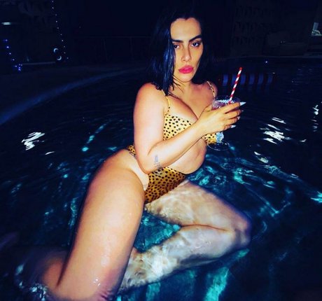 Naken lekkede OnlyFans-bilde av Cleo Pires