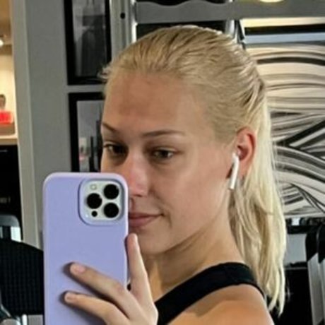 Nahá fotka uniklých OnlyFans od Claire Grimes