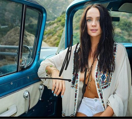 Nahá fotka uniklých OnlyFans od Stevie Lynn Jones