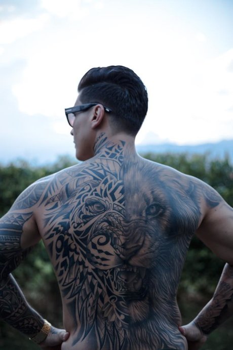 Naken läckt OnlyFans-bild av Montes Leon