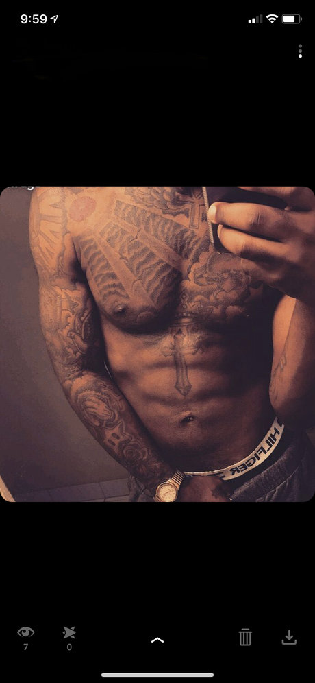 Naken läckt OnlyFans-bild av Lovejordan