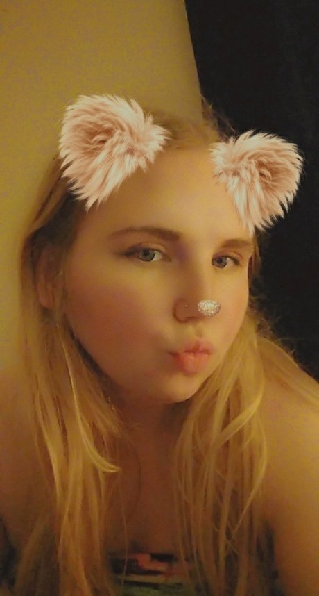 Naken lekkede OnlyFans-bilde av Kenzie Rodriguez