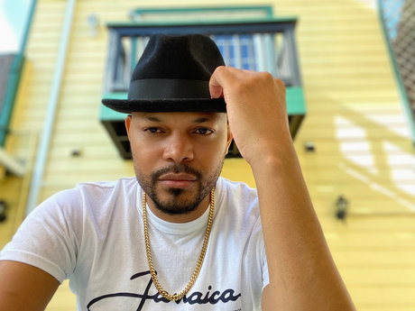 Naken lekkede OnlyFans-bilde av Seattle Reggae Scene
