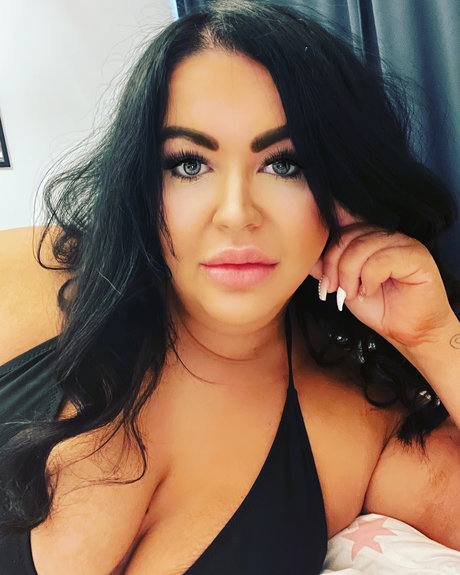 Naken läckt OnlyFans-bild av Taru