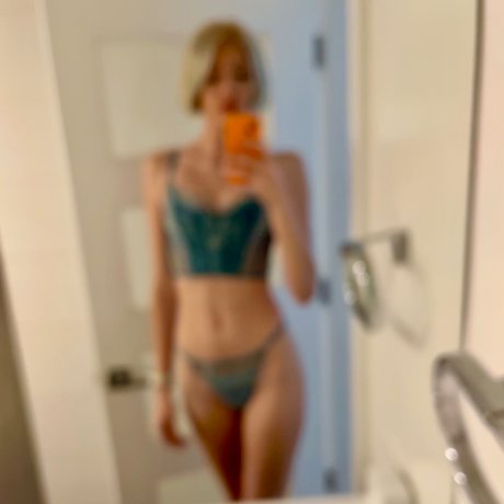 Naken lekkede OnlyFans-bilde av 