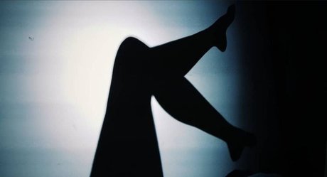 Naken lekkede OnlyFans-bilde av White Moon