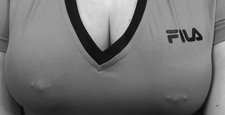 Naken läckt OnlyFans-bild av Kenz