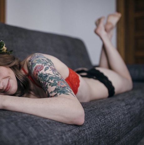 Naken lekkede OnlyFans-bilde av Milky Maid