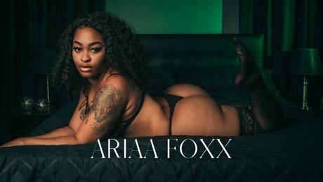 Naken läckt OnlyFans-bild av Big Booty Cutie  