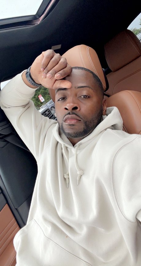 Naken lekkede OnlyFans-bilde av Rozay Uncut 