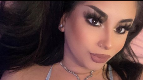 Naakte gelekte OnlyFans-foto van Kitty